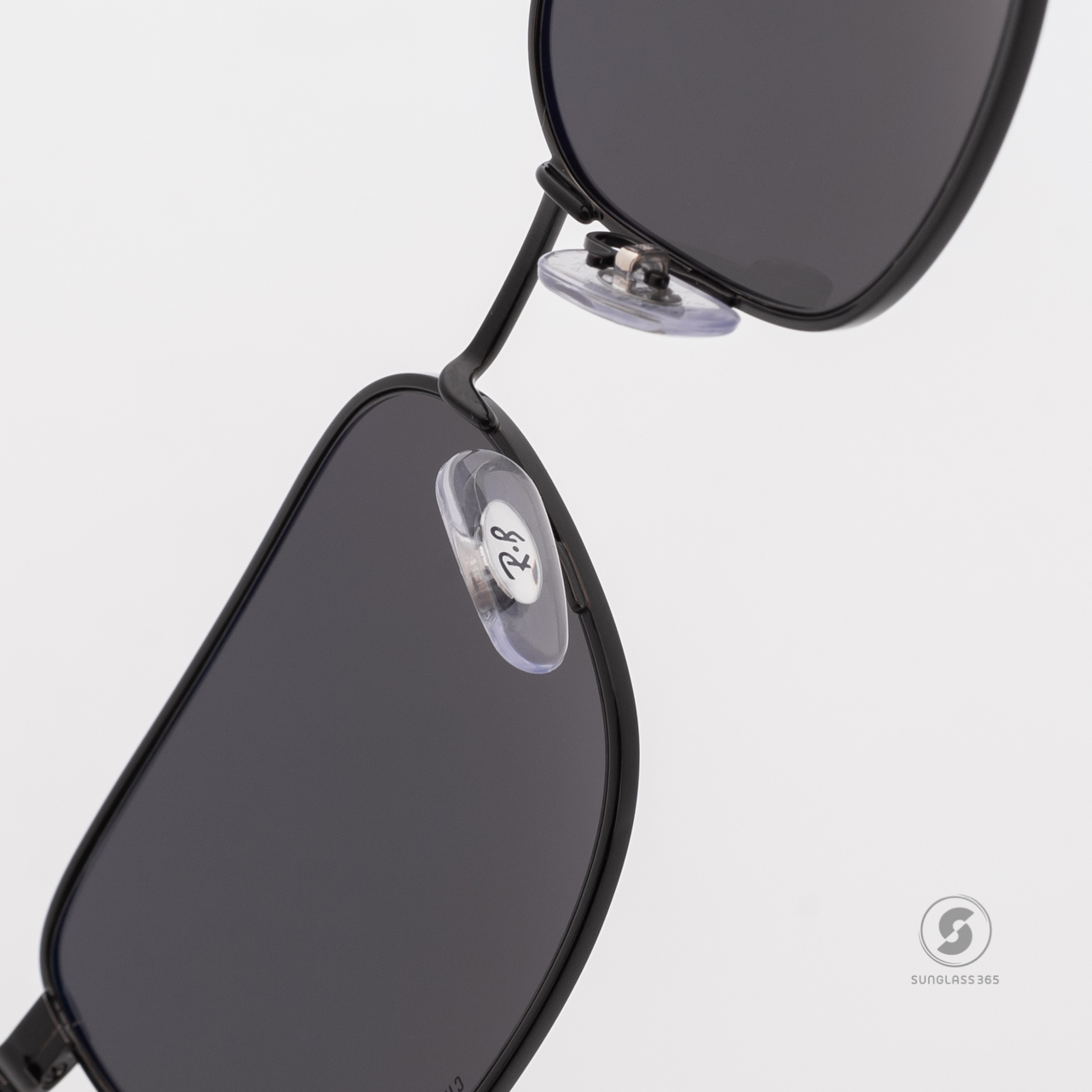 Ray Ban RB3684CH 002/K8 Black Dark Grey Chromance Polarized