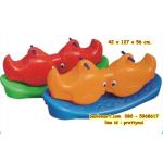 ม้าโยกปลาคู่