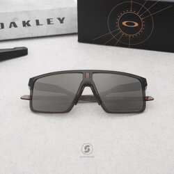 OAKLEY Helux OO9285-07 Grey Smoke Prizm Black