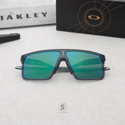 OAKLEY Helux OO9285-09 Crystal Black Prizm Jade