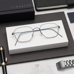 แว่นสายตา Lindberg Air Titanium Rim 100 15E2C CARLOS U9