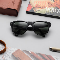 Ray Ban Folding Wayfarer RB4105 601 Crystal Green