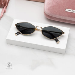 แว่นกันแดด Miu Miu MU56ZS ZVN5S0