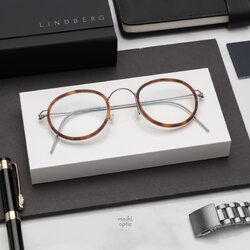 แว่นสายตา Lindberg Air Titanium Rim 094 15E2B LEX 10