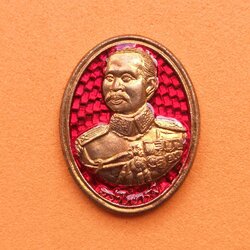 เหรียญพิมพ์เล็ก สูง 2.2 เซน รัชกาลที่ 5 รุ่นสร้างบารมี วัดกู้ ปากเกร็ด นนทบุรี พศ 2558 เนื้อทองแดงลงยา พร้อมกล่องเดิม