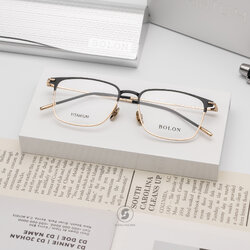 แว่นสายตา BOLON รุ่น BT1612 B12 Matte Black / Gold