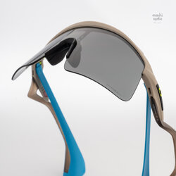 OAKLEY STUNT WING OO9519-03 Matte Sand Prizm Black