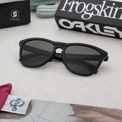 Oakley Frogskins Range A OO9284A-10 Matte Black Prizm Grey