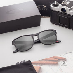 OAKLEY MANORBURN OO9479-01 Matte Black Prizm Grey