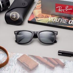 Ray Ban Wayfarer RB2140F 601/R5 Black Light Grey