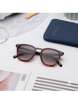 แว่นกันแดด Le Specs LSP2102382 No Biggie Black Tort