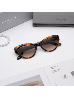 แว่นกันแดด BOLON รุ่น Shibuya BL3168 A22 Floral Pearl Tortoise-shell