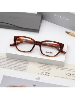 แว่นสายตา BOLON รุ่น BF3000 B20 Havana