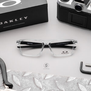 Oakley Port Bow OX8164-02 Polished Clear