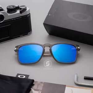 Oakley OO9358-12 MATTE GREY INK Prizm Sapphire