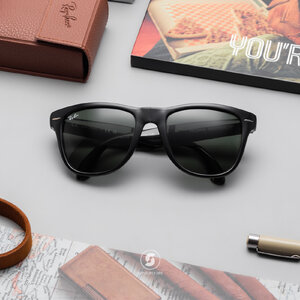 Ray Ban Folding Wayfarer RB4105 601 Crystal Green