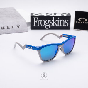 OAKLEY Frogskins Hybrid OO9289-03 Primary Blue Cool Grey Prizm Sapphire