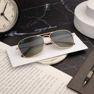 Ray Ban RB3136 181/71 Caravan 58mm