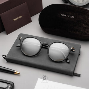 กรอบแว่น TOM FORD FT5796-K-B 001