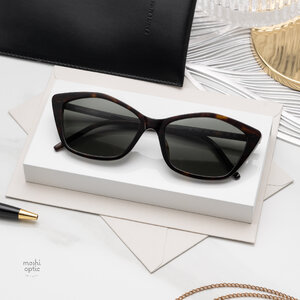 แว่นกันแดด YVES SAINT LAURENT SL 775F 002