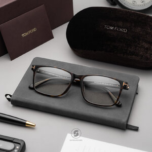 กรอบแว่น TOM FORD FT5752-F-B 052