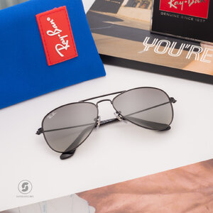 Ray Ban RJ9506S 220/11 SHINY BLACK Light Grey Gradient Dark Grey