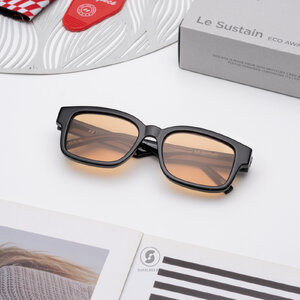 แว่นกันแดด Le Specs LSP2329636 RECARMITO Black Mustard Mono