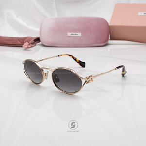 แว่นกันแดด Miu Miu Logo MU52YS ZVN5D1