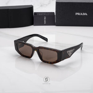 แว่นกันแดด PRADA PR09ZSF 2AU06B