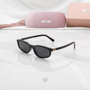 แว่นกันแดด Miu Miu MUA06SF 16K08Z