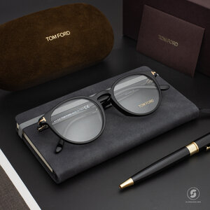 กรอบแว่น TOM FORD TF5524 001