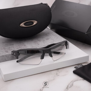 Oakley FLAK 2.0 XL OO9188-16 Clear/Black Photochromic