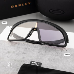 Oakley RSLV OO9484D-06 Matte Carbon Clear Iridium Photochromic