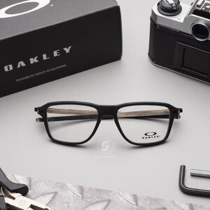 Oakley Wheel House OX8166-01 Satin Black