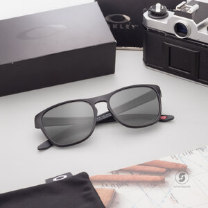 OAKLEY MANORBURN OO9479-01 Matte Black Prizm Grey