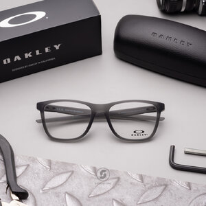 Oakley Centerboard(A) OX8163F-02 Satin Grey Smoke