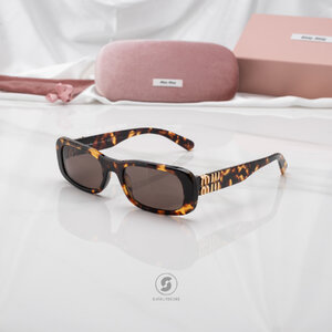แว่นกันแดด Miu Miu MU08ZS VAU06B