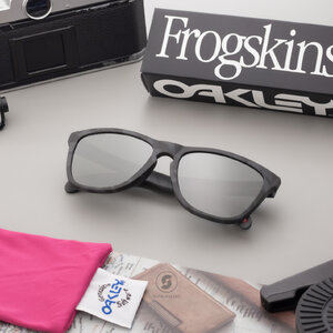 Oakley OO9245-65 Frogskins prizm black