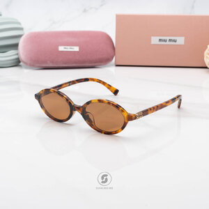 แว่นกันแดด Miu Miu MU04ZSF 19P2Z1