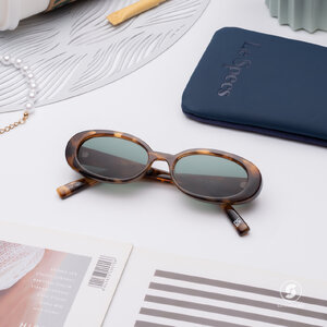 แว่นกันแดด Le Specs LSP1802498 Outta Love Tort