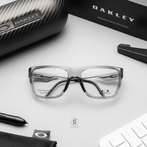 Oakley Nxtlvl OX8028-05 Transparent Grey