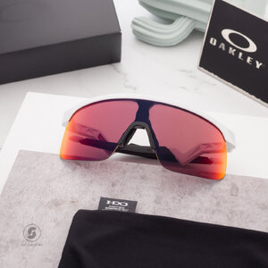 Oakley Resistor OJ9010-04 Polished White Prizm Field