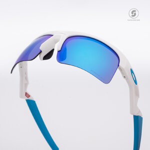 Oakley Capacitor OJ9013-02 Polished White Prizm Sapphire