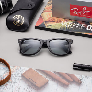 Ray Ban Wayfarer RB2140F 601/R5 Black Light Grey