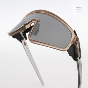 OAKLEY LATCH PANEL OO9404-07 Sepia Prizm Black