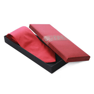 เนคไทผ้าไหมแท้ทอมือ สีเรียบ ตัดเย็บปราณีต งานเนี้ยบ สีคลาสสิก พร้อมกล่อง ราคาจับต้องได้