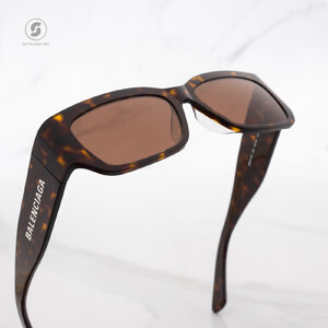 แว่นกันแดด Balenciaga BB0331SK 002