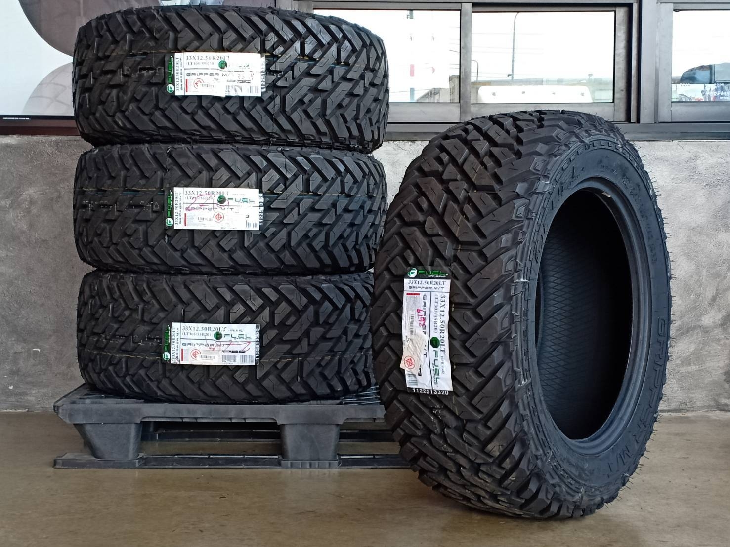 FUEL 33X12.50R20 GRIPPER A/T 114Q 10PR MADE IN CHINA