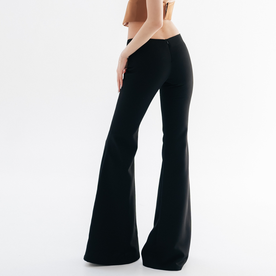 Lism P-035 Low-rise flared pants (กางเกงเอวต่ำ)