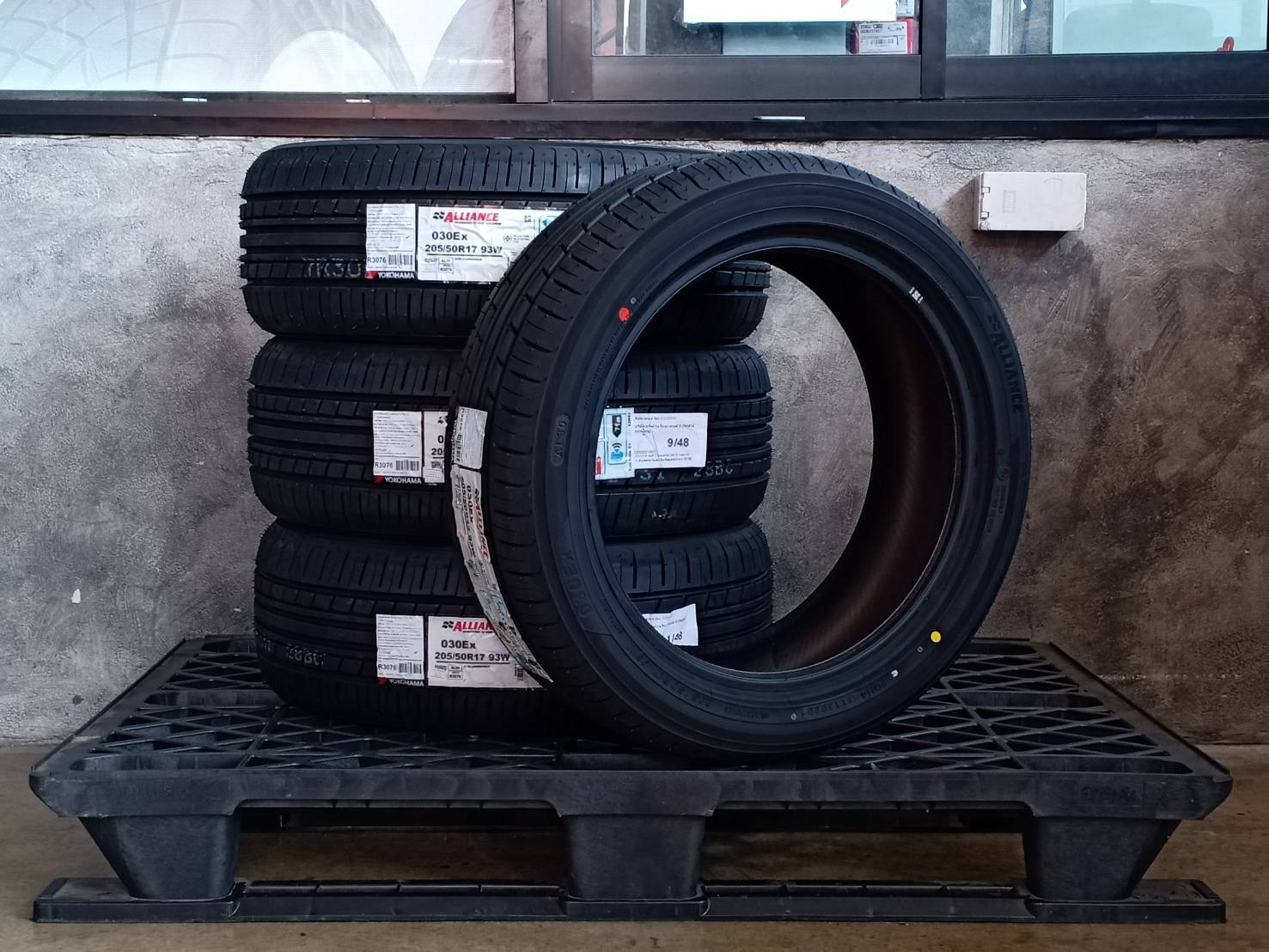 YOKOHAMA ALLIANCE 030EX 205/50R17 ปี20